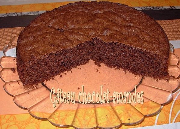 Gâteau au chocolat et amandes
